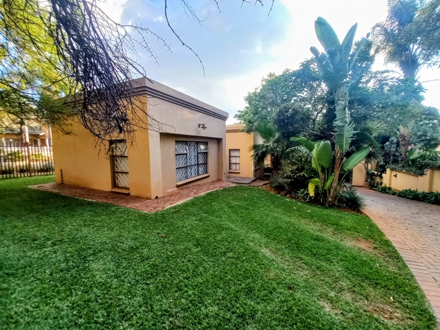 To Let 4 Bedroom Property for Rent in Cashan North West